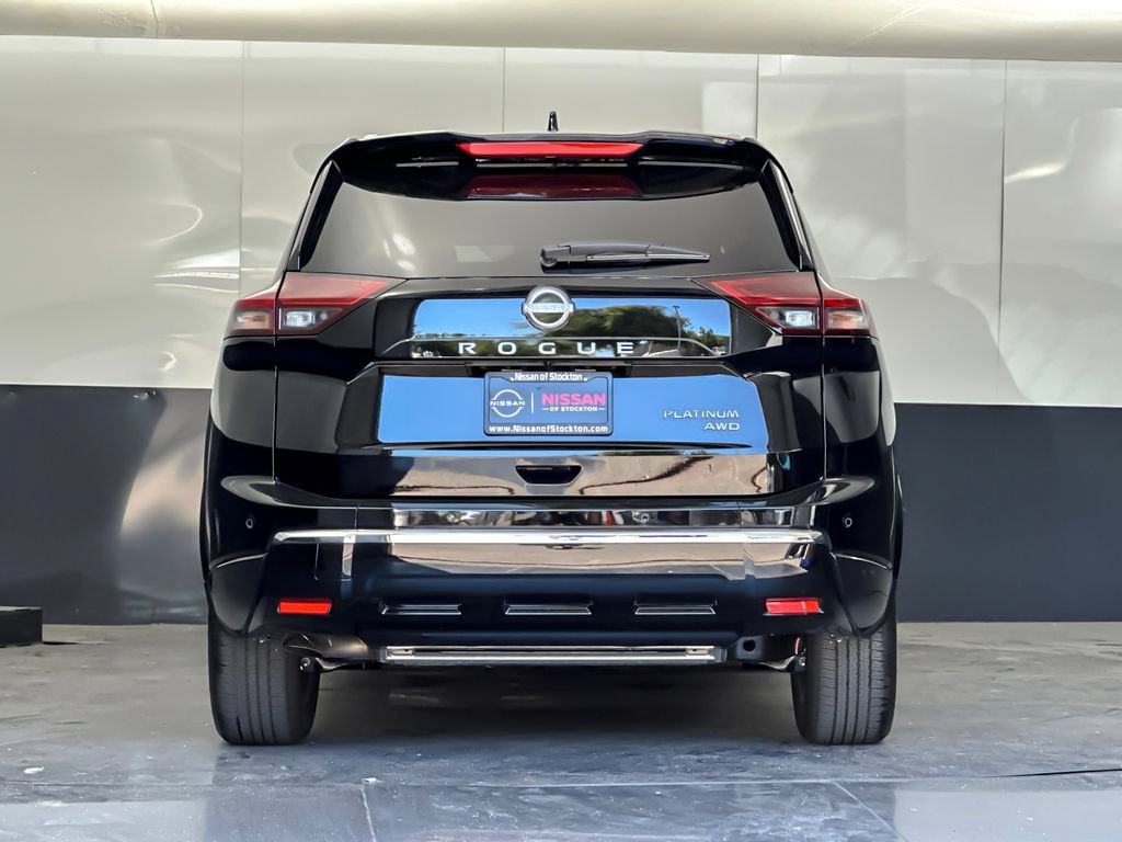 Used 2026 Nissan Rogue Platinum w/ Platinum Premium Package AWD/4WD image 4