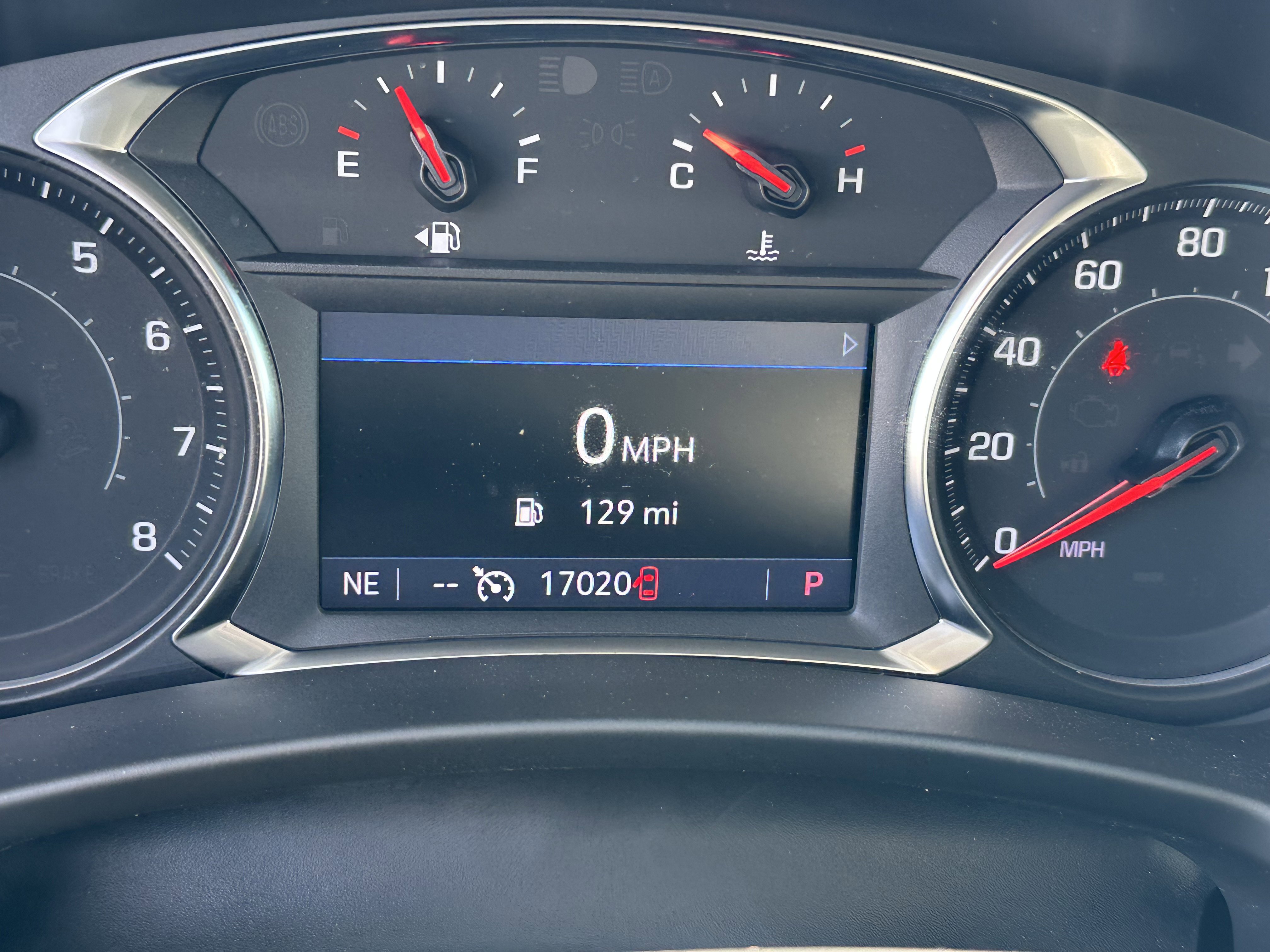 Used 2024 Chevrolet Equinox Premier AWD/4WD image 12