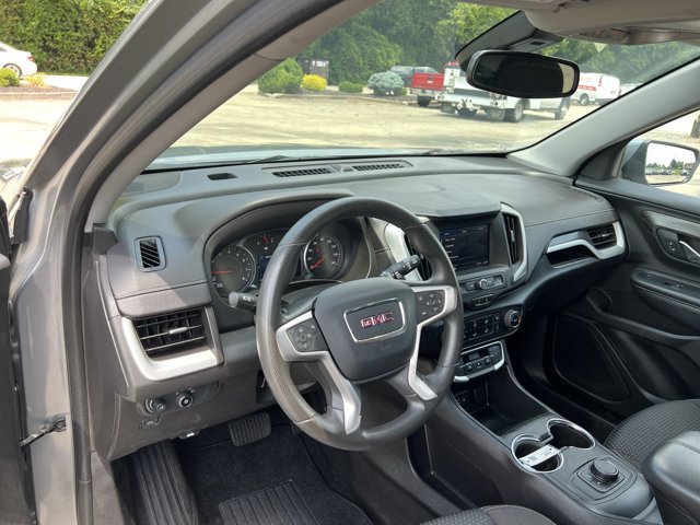 Used 2023 GMC Terrain SLE FWD image 10