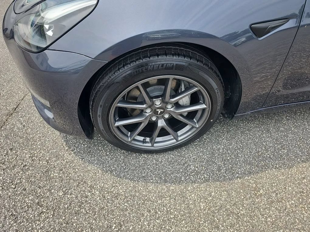 Used 2023 Tesla Model 3 Standard Range RWD image 9