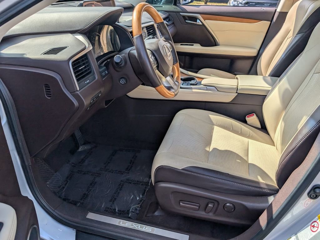 Used 2017 Lexus RX 450h AWD image 10