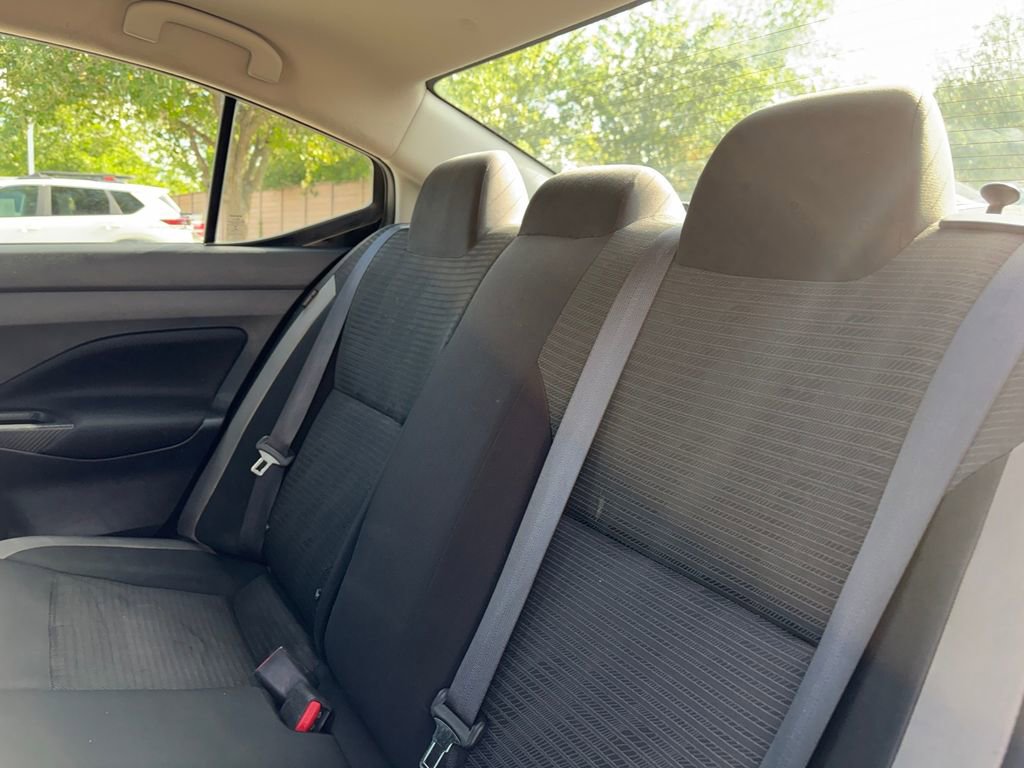 Used 2021 Nissan Versa SV FWD image 26