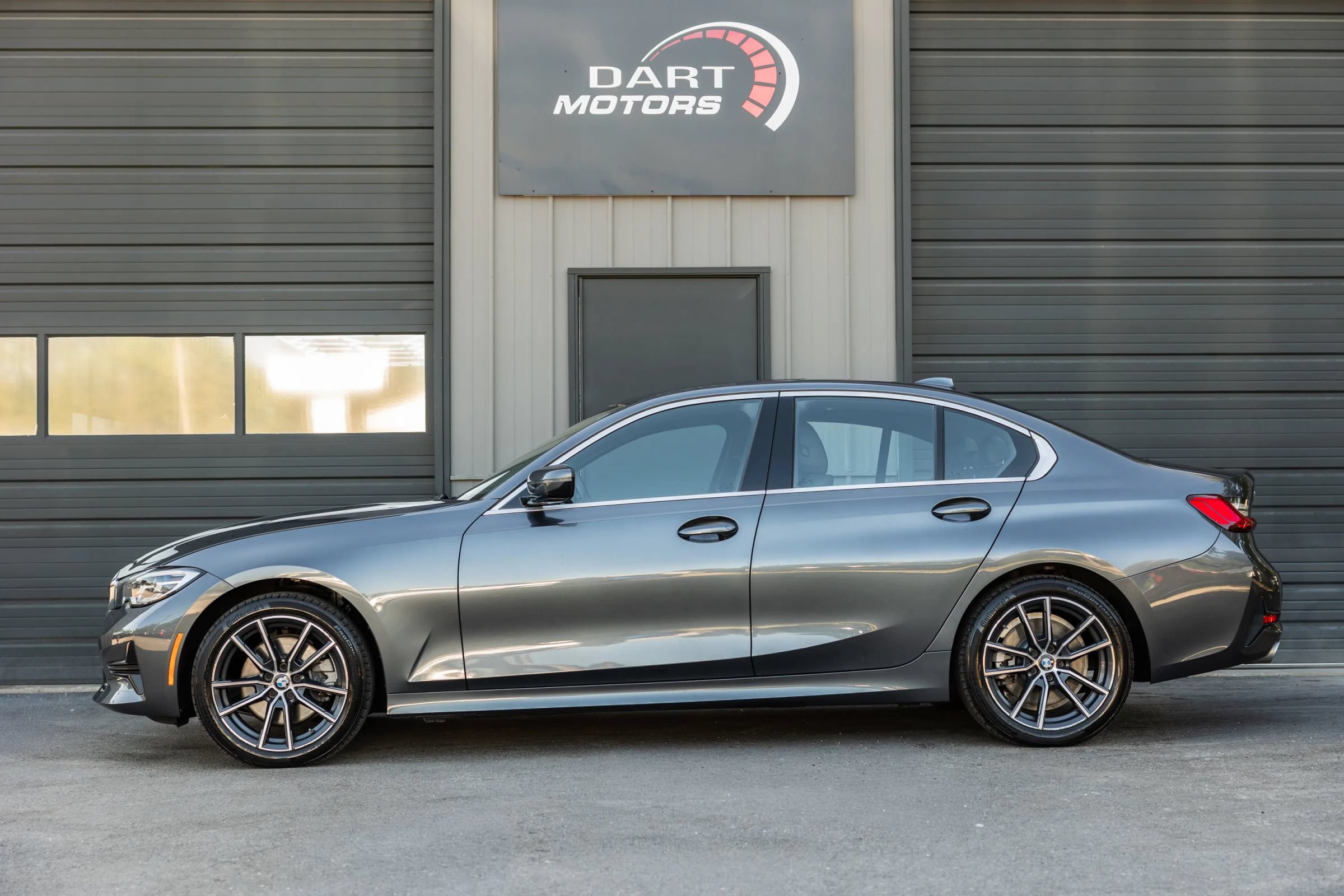 Used 2020 BMW 330i xDrive Sedan w/ Convenience Package AWD/4WD image 4