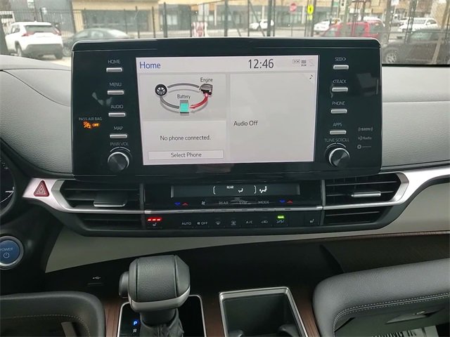 Certified 2023 Toyota Sienna XLE image 18