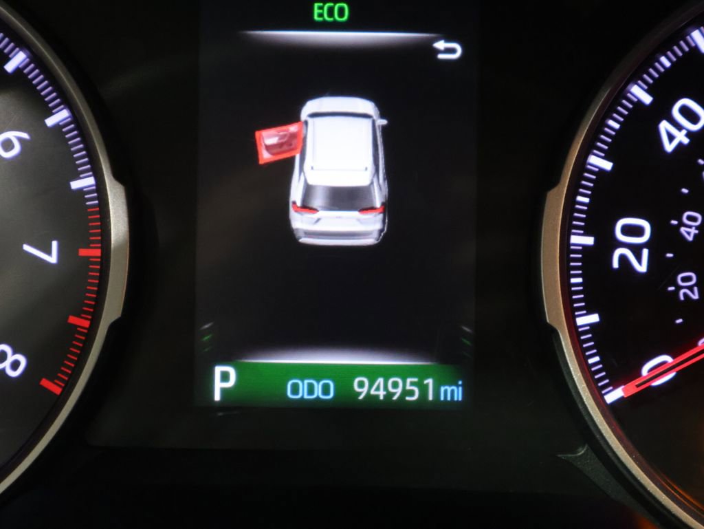Used 2019 Toyota RAV4 XLE w/ Convenience Package image 38
