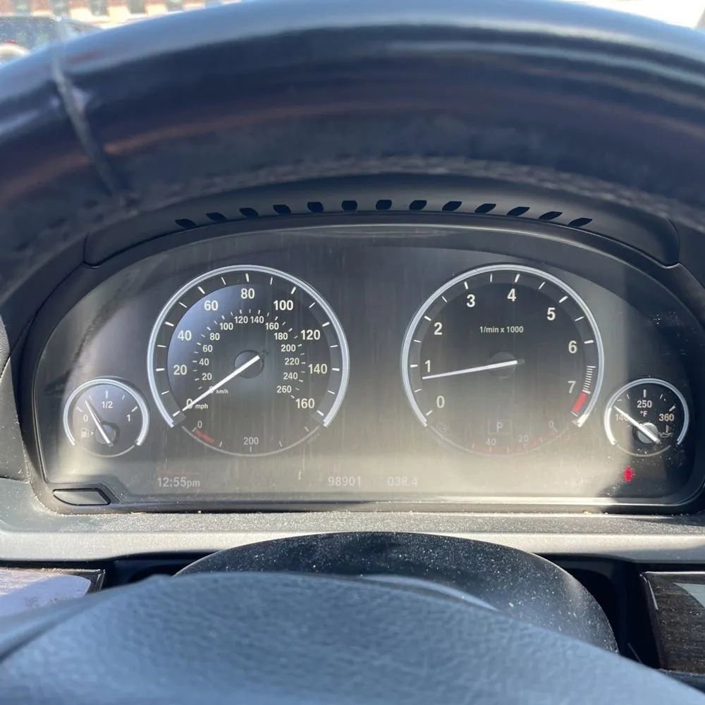 Used 2013 BMW 750Li xDrive AWD/4WD image 30