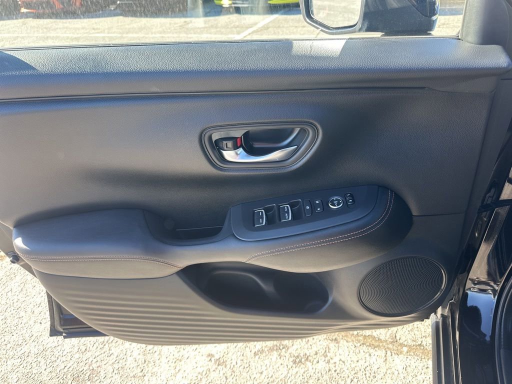 Used 2024 Honda HR-V Sport image 23