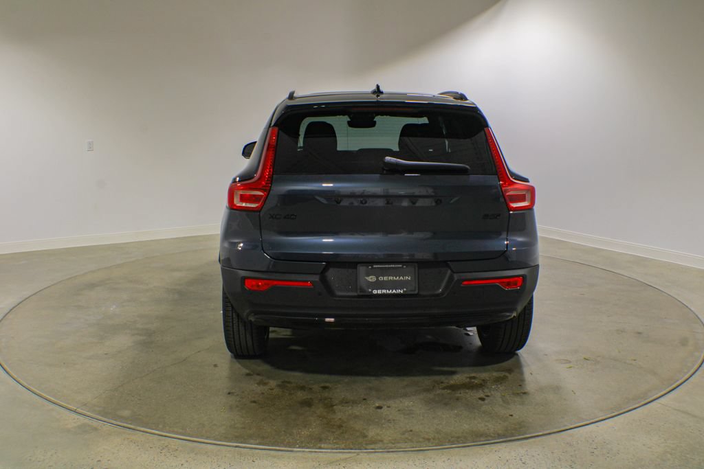 New 2026 Volvo XC40 B5 Ultra w/ Climate Package AWD/4WD image 4