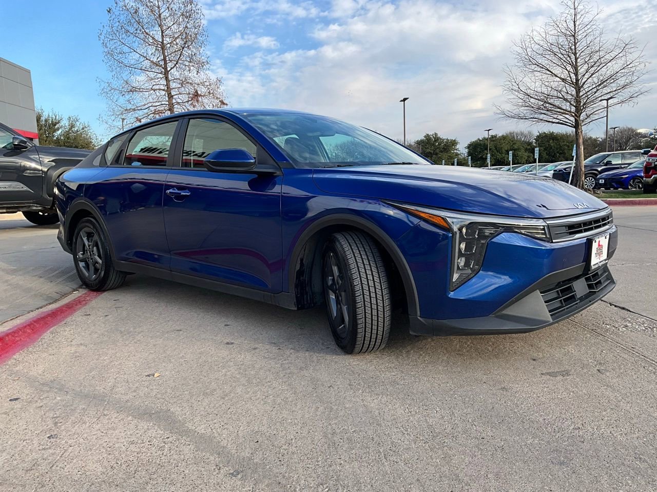 Used 2025 Kia K4 LXS image 5