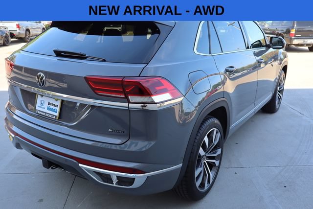 Used 2023 Volkswagen Atlas Cross Sport SEL Premium R-Line AWD/4WD image 4
