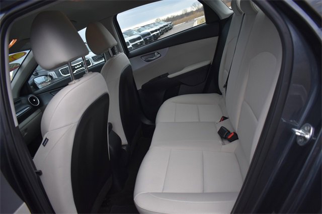 Certified 2022 Kia Forte LXS w/ LXS Technology Package image 16