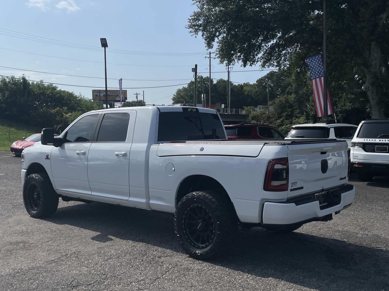 Used 2023 RAM 2500 Laramie w/ Night Edition AWD/4WD image 4