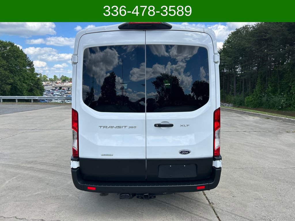Used 2022 Ford Transit 350 XLT RWD image 4