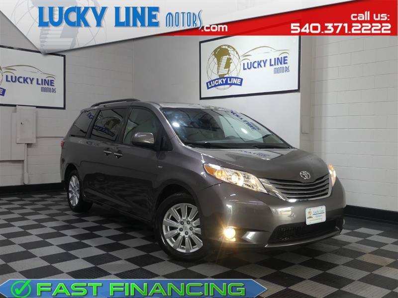 Used 2017 Toyota Sienna XLE Premium AWD/4WD video 1