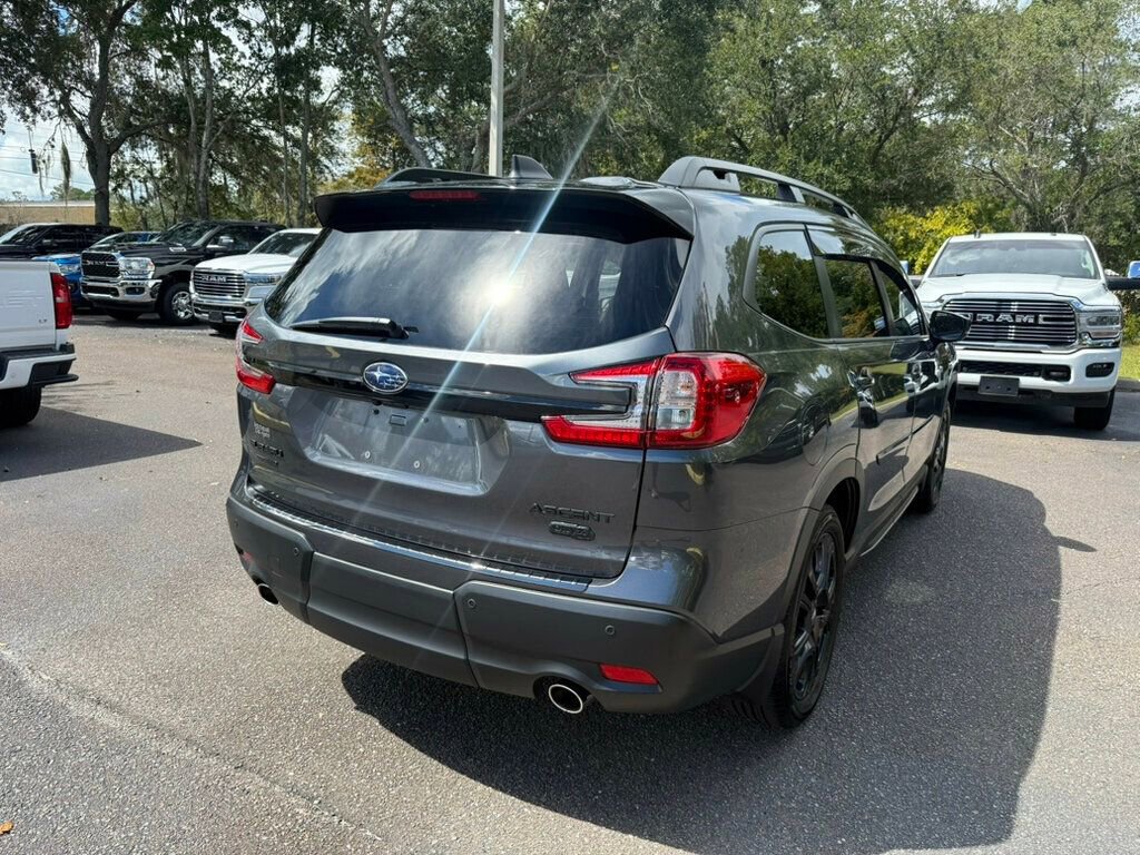 Used 2025 Subaru Ascent Onyx Edition w/ Onyx Package image 11