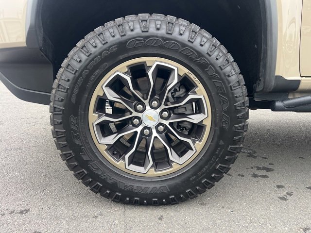 Used 2021 Chevrolet Colorado ZR2 image 11