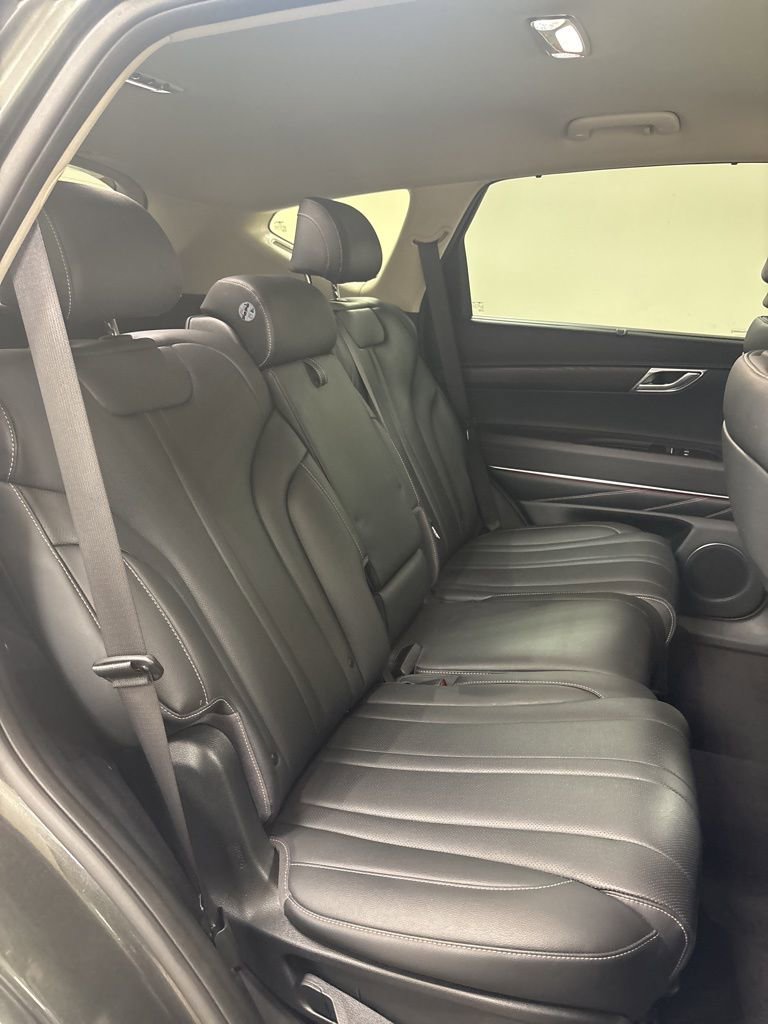 Used 2024 Genesis GV80 2.5T image 30