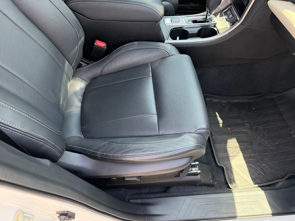 Used 2020 Subaru Ascent Limited w/ Popular Package #2A image 18