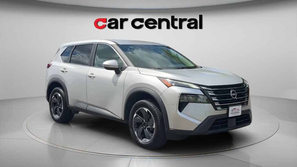 Used 2024 Nissan Rogue SV AWD/4WD image 8