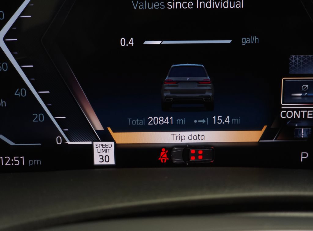 Used 2023 BMW X7 xDrive40i w/ M Sport Package AWD/4WD image 23