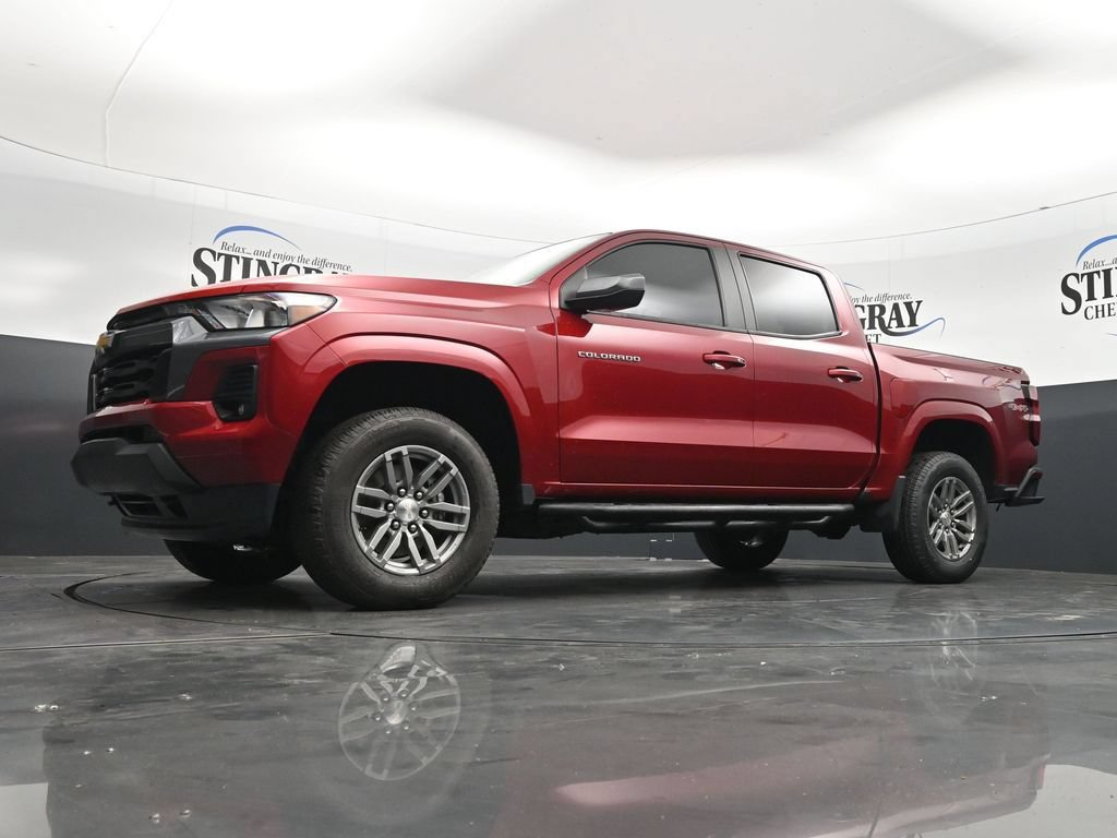 Used 2024 Chevrolet Colorado LT w/ LT Convenience Package II AWD/4WD image 28