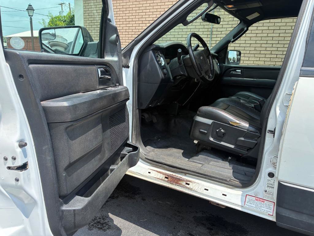 Used 2016 Ford Expedition XL AWD/4WD image 12