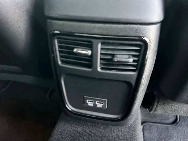 Certified 2023 Dodge Charger R/T w/ Blacktop Package RWD image 20