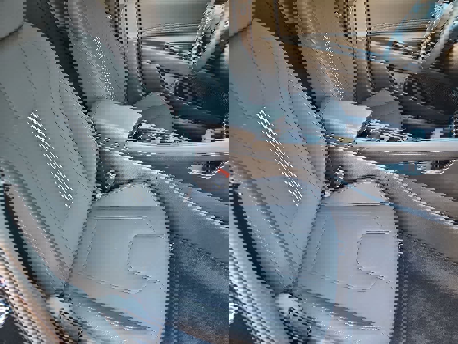 Certified 2026 Hyundai Elantra SEL Sport Premium image 18