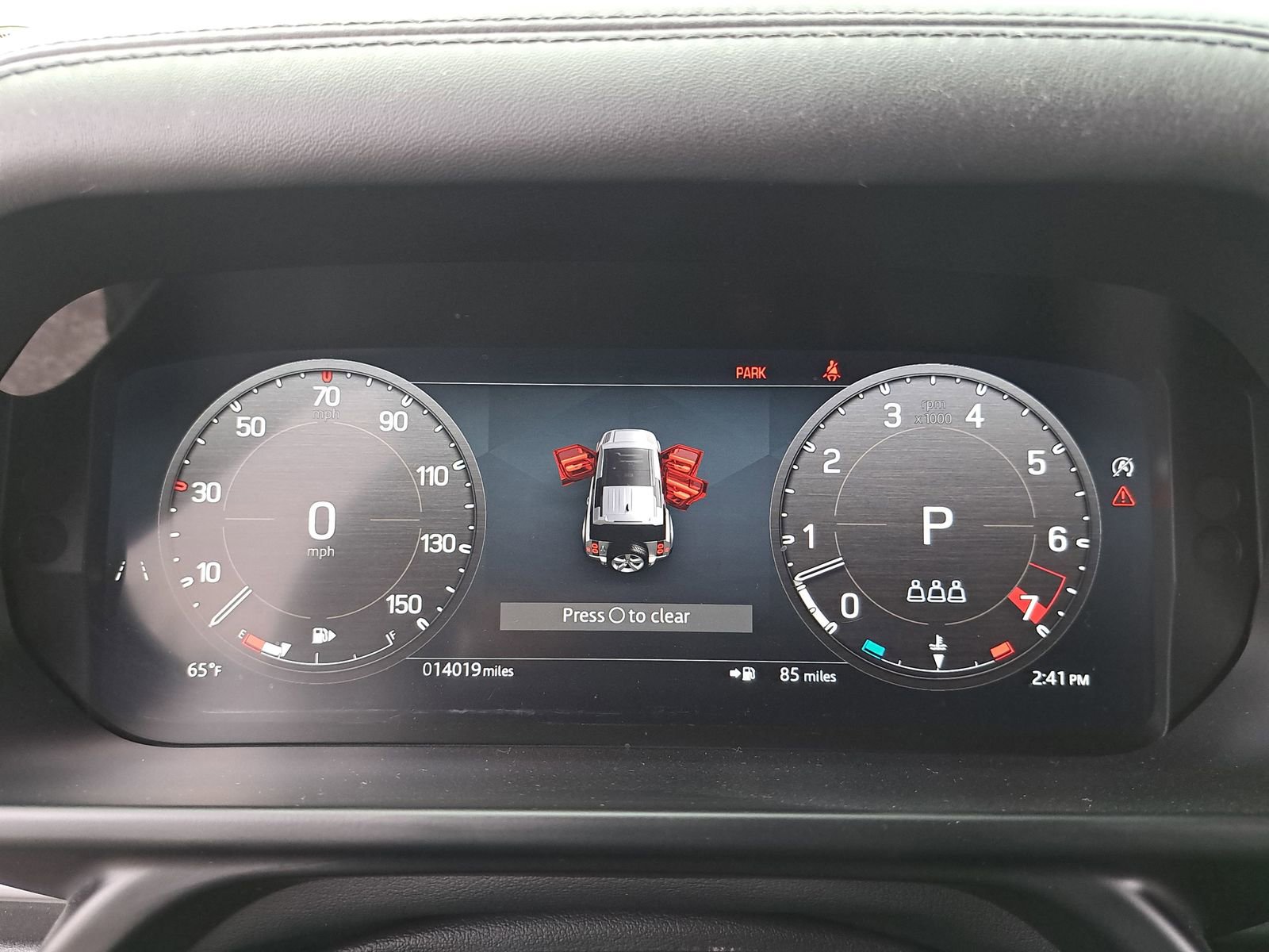 Used 2025 Land Rover Defender 110 V8 image 19