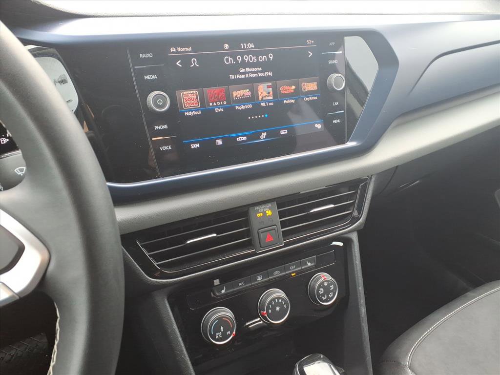 Certified 2023 Volkswagen Taos SE image 21