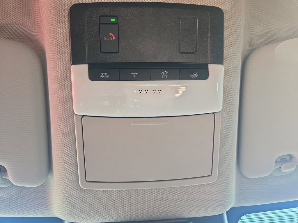 Used 2023 Nissan Rogue SV image 25