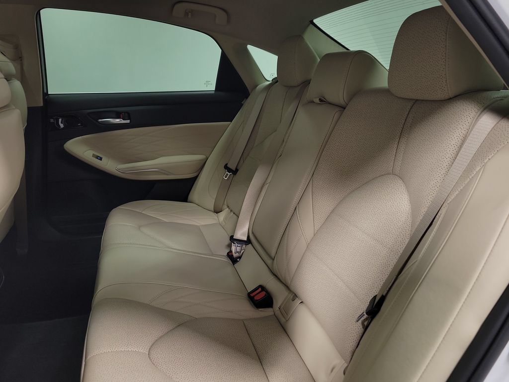 Used 2019 Toyota Avalon Limited w/ Advanced Safety Package FWD image 27