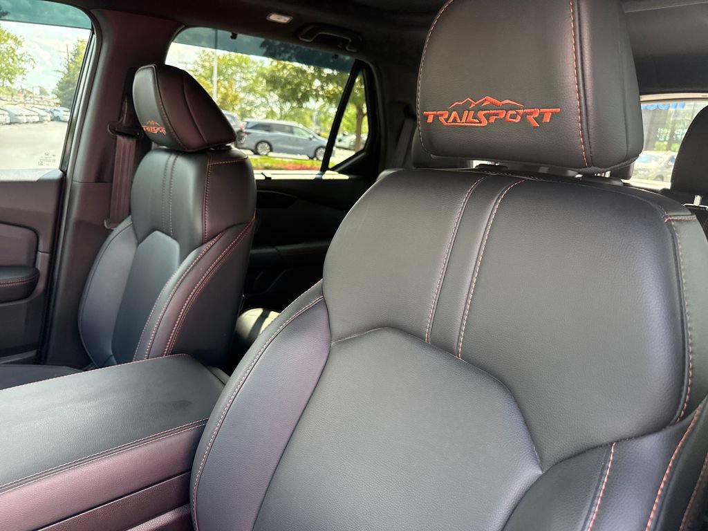 Used 2024 Honda Pilot TrailSport image 13