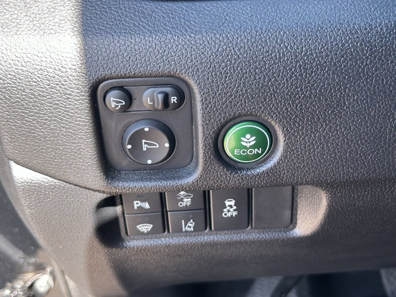 Used 2025 Honda Passport Black Edition image 32