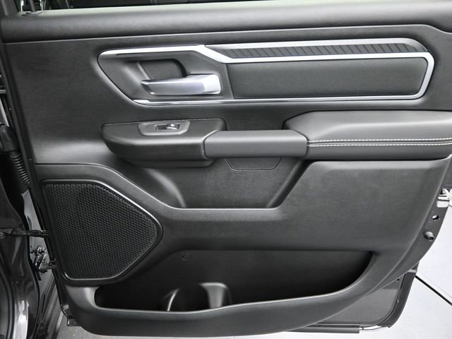 New 2026 RAM 1500 4x4 Crew Cab image 21