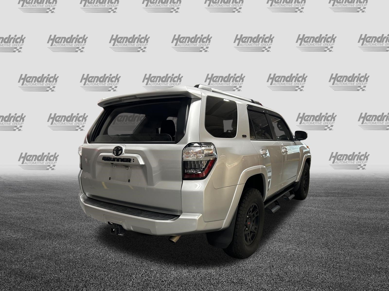 Used 2022 Toyota 4Runner SR5 RWD image 11