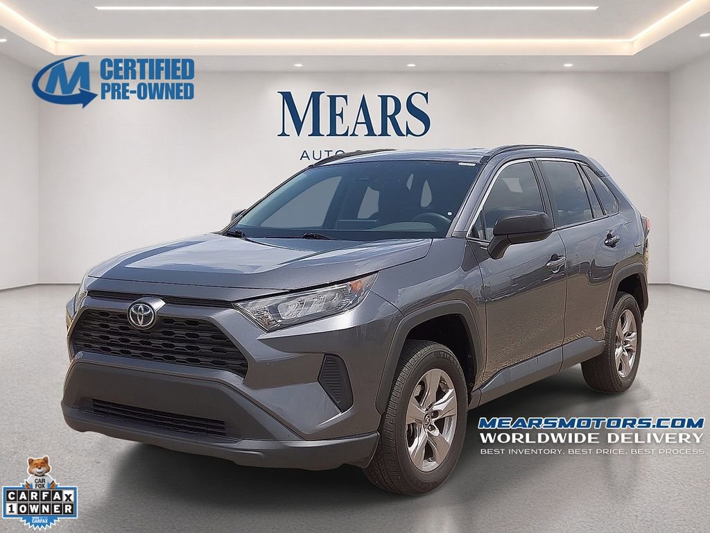 Used 2022 Toyota RAV4 LE AWD/4WD image 1