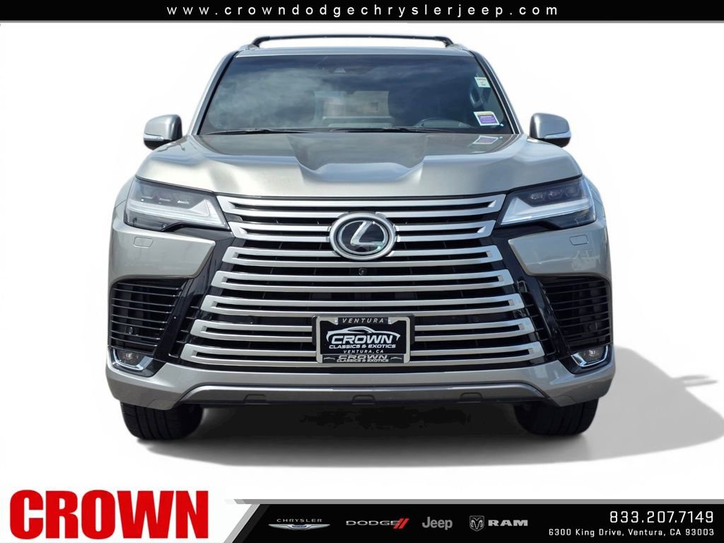 Used 2023 Lexus LX 600 4WD w/ Accessory Package (Z1) image 2