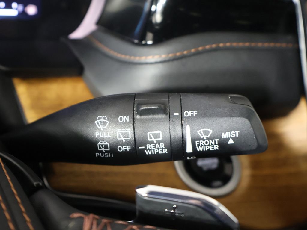 Used 2023 Jeep Grand Cherokee Summit image 45