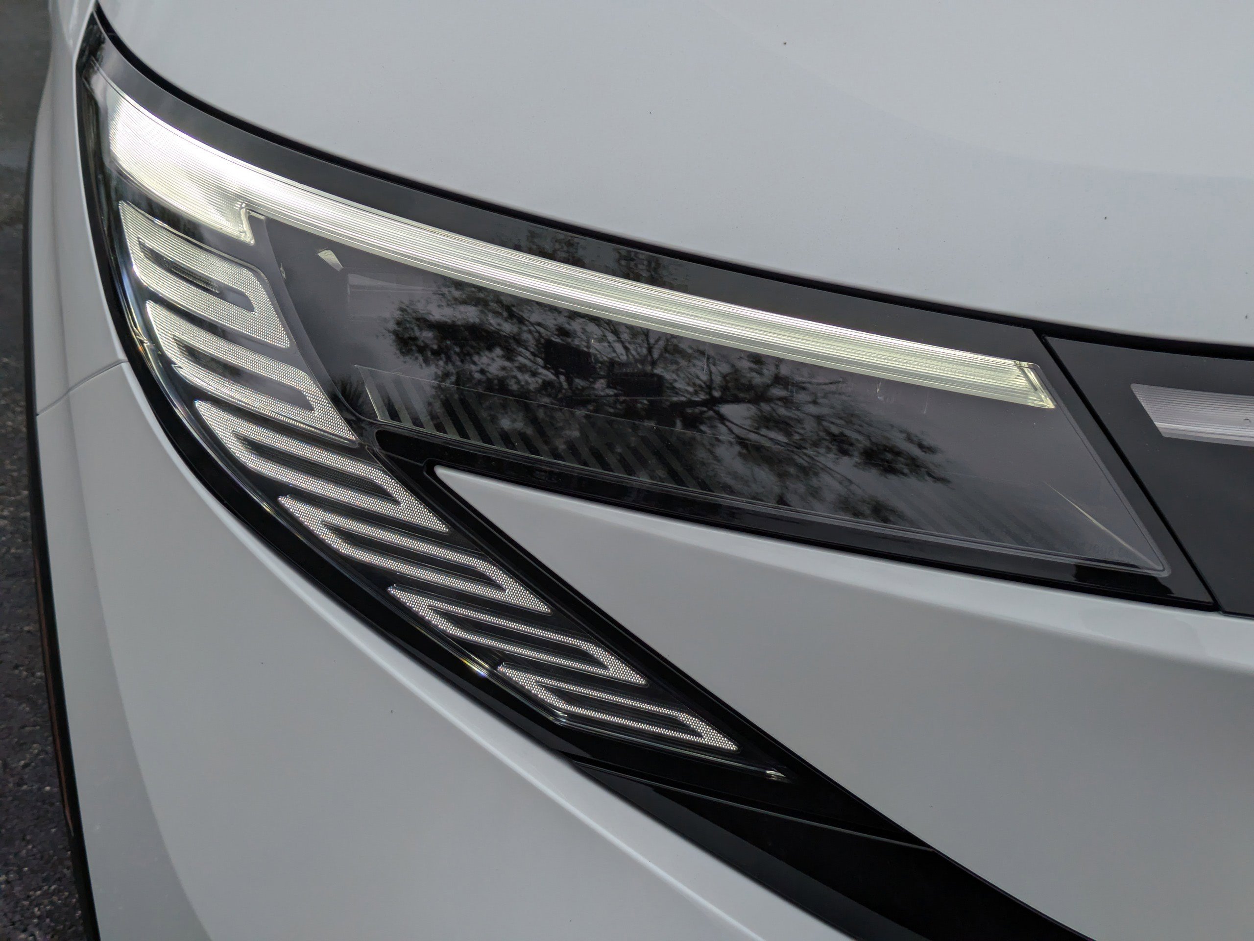 New 2026 Nissan Leaf Platinum+ w/ Cargo Package (Platinum+) image 10