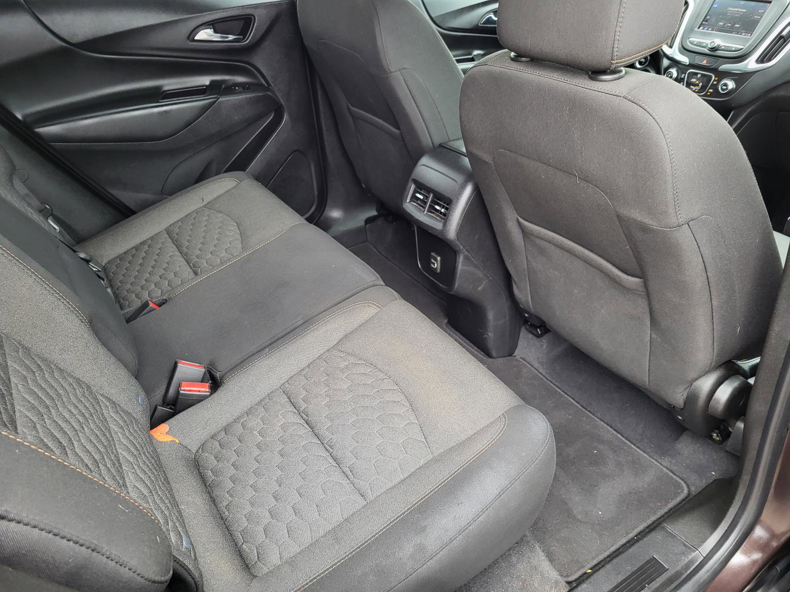Used 2020 Chevrolet Equinox LT FWD image 11