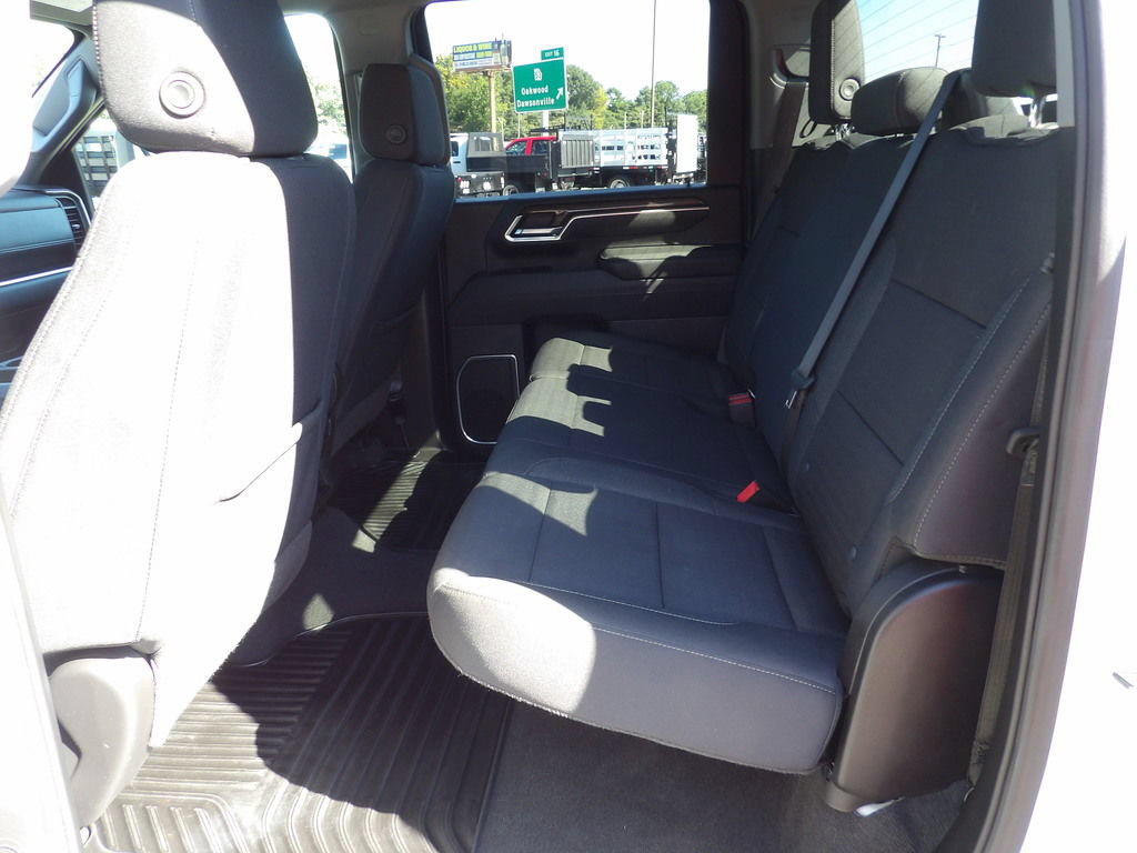 Used 2025 Chevrolet Silverado 3500 LT w/ Safety Package AWD/4WD image 32