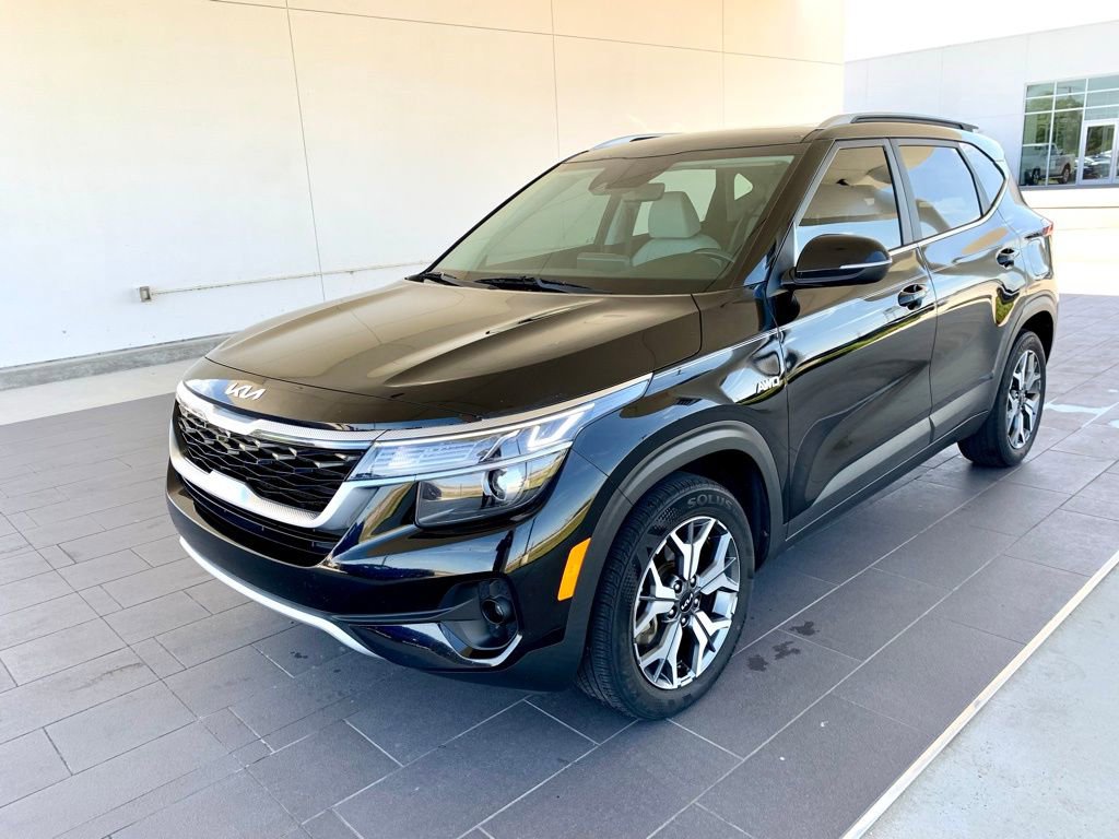 Used 2023 Kia Seltos EX