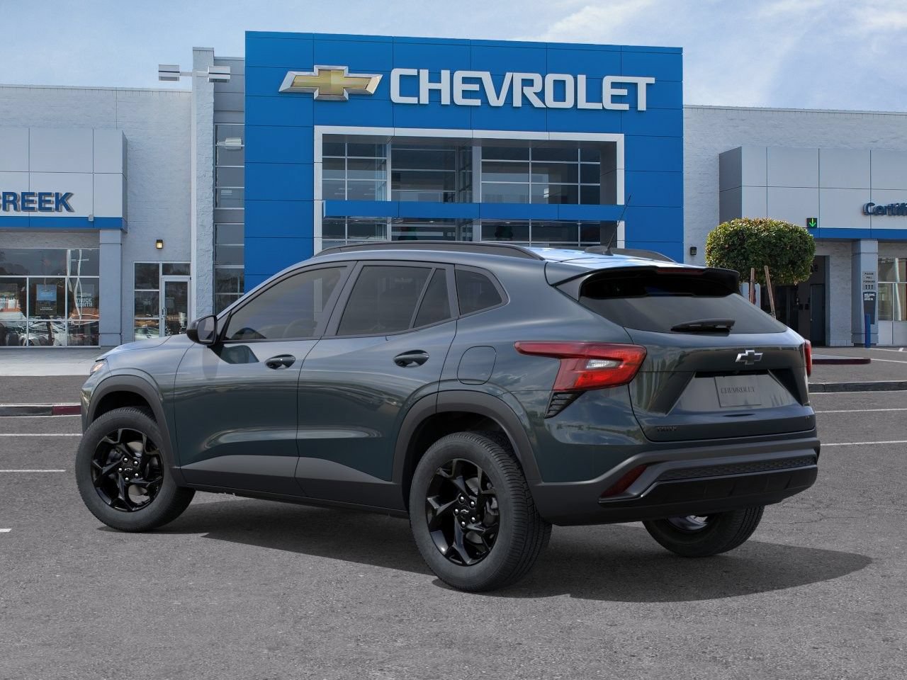 New 2026 Chevrolet Trax LT w/ Midnight Edition FWD image 5