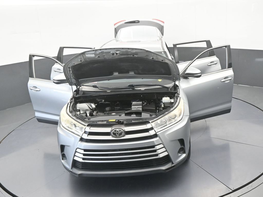 Used 2019 Toyota Highlander LE FWD image 69