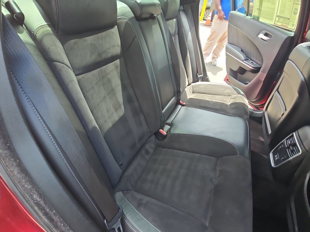 Used 2018 Dodge Charger R/T Scat Pack w/ Dynamics Package RWD image 11