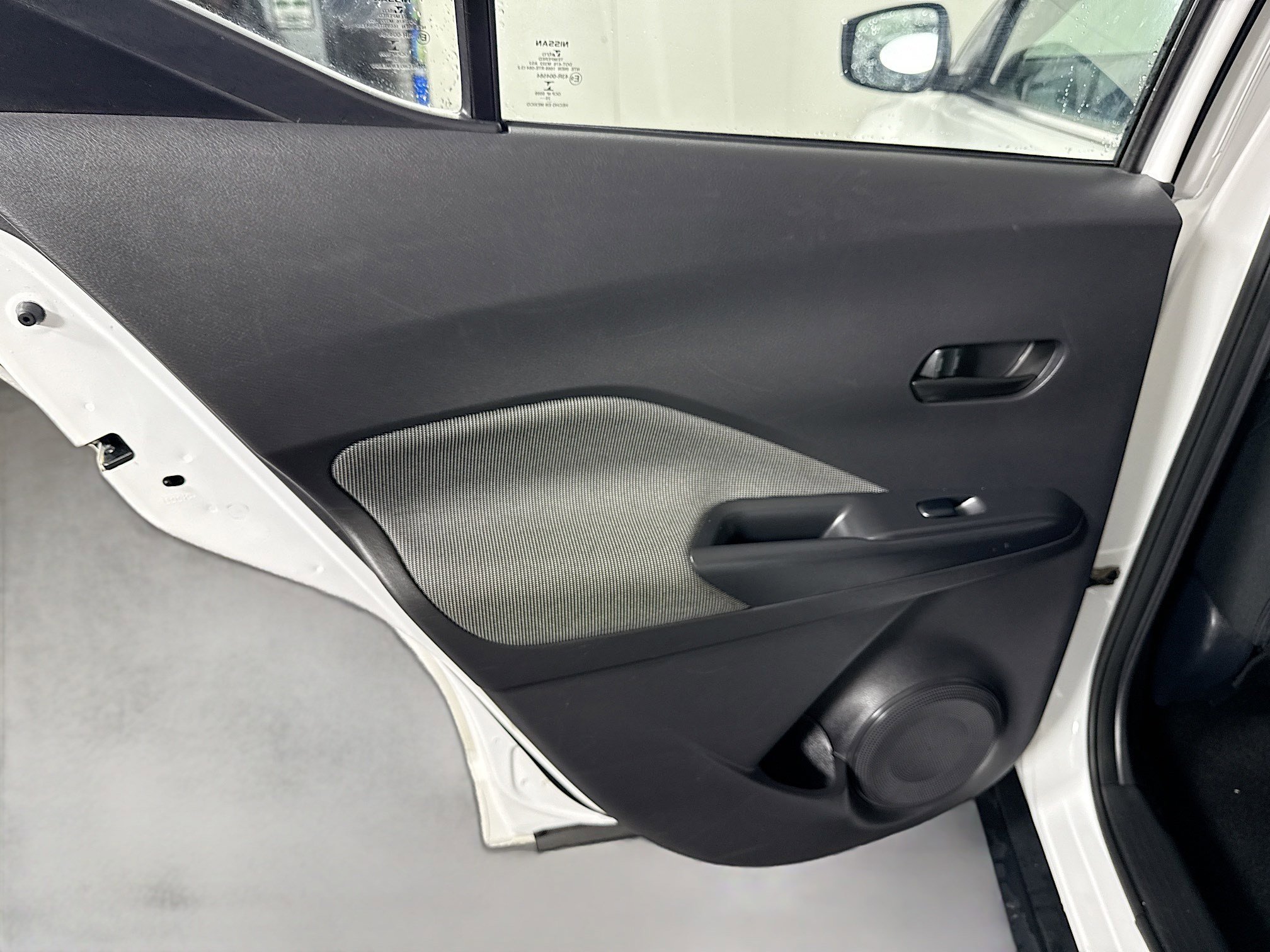 Used 2020 Nissan Kicks S image 26