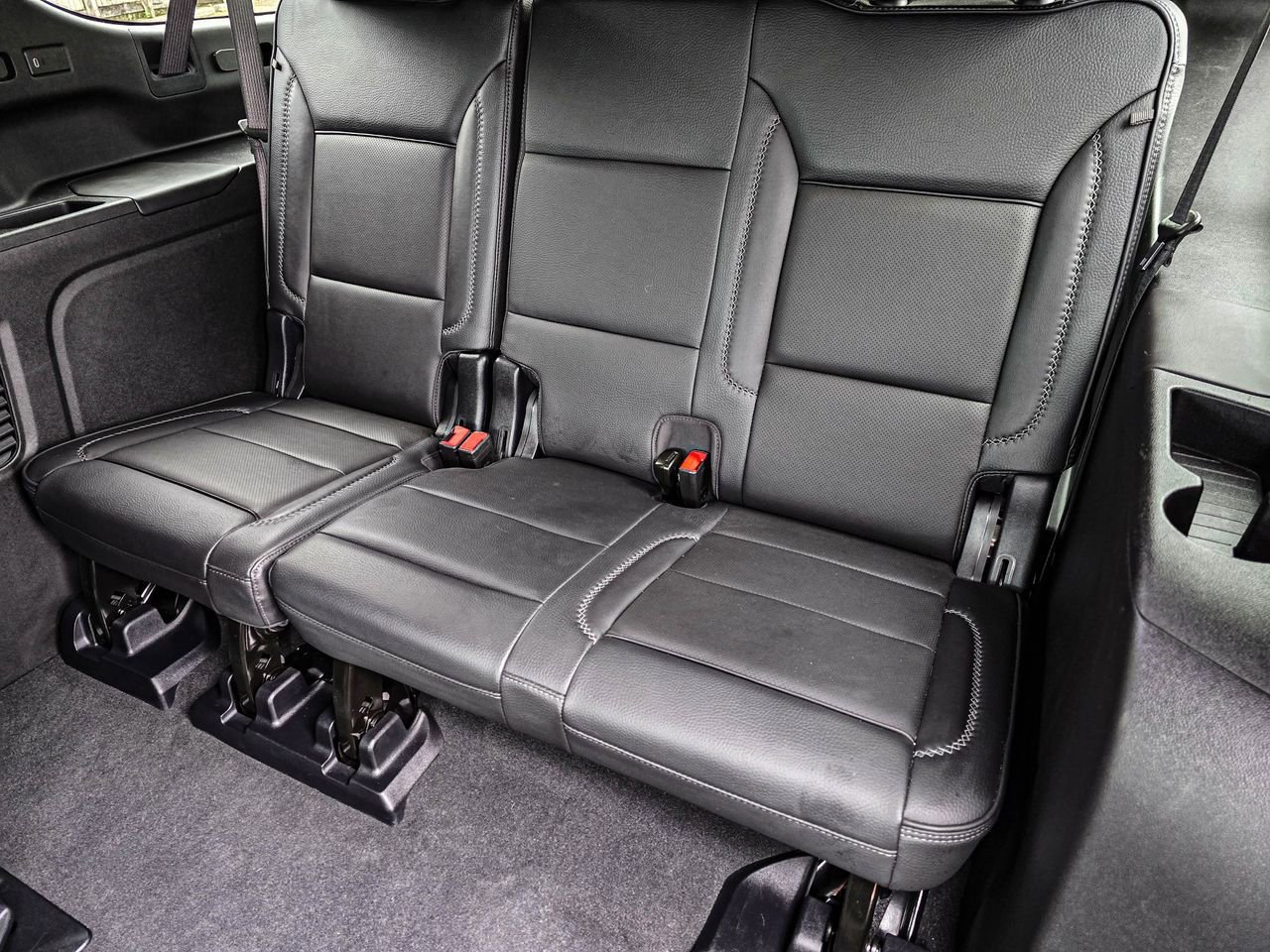 Certified 2025 GMC Yukon XL Denali w/ Sun & Power Step Package AWD/4WD image 37