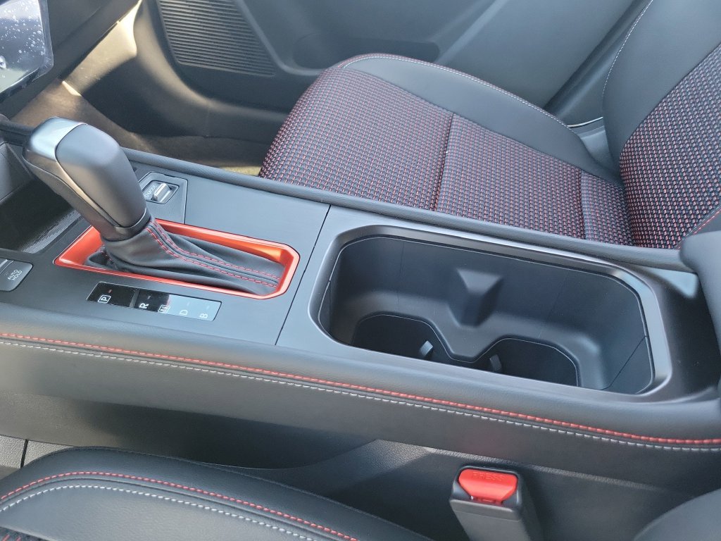New 2026 Nissan Kicks SR FWD image 10
