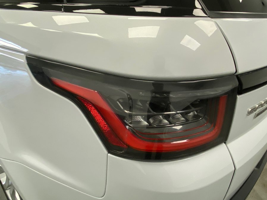 Used 2019 Land Rover Range Rover Sport Supercharged AWD/4WD image 13